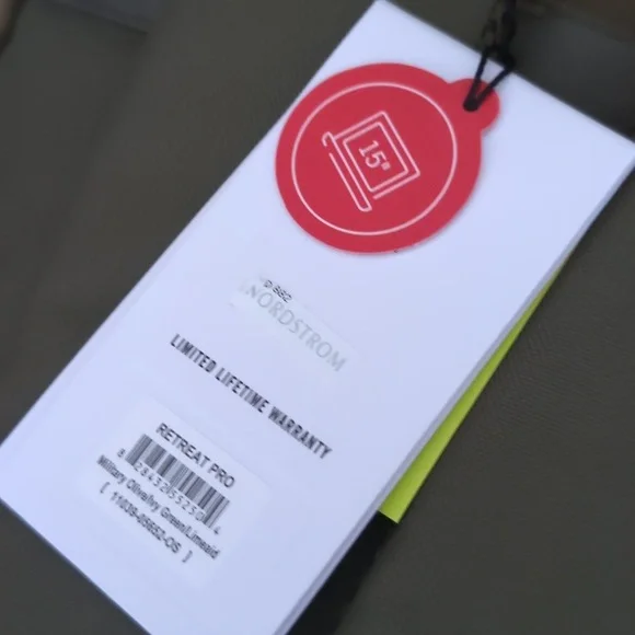 Herschel Supply Co Retreat Pro Military Olive / Ivy / Lime Backpack Nwt ❤️ - Picture 8 of 9